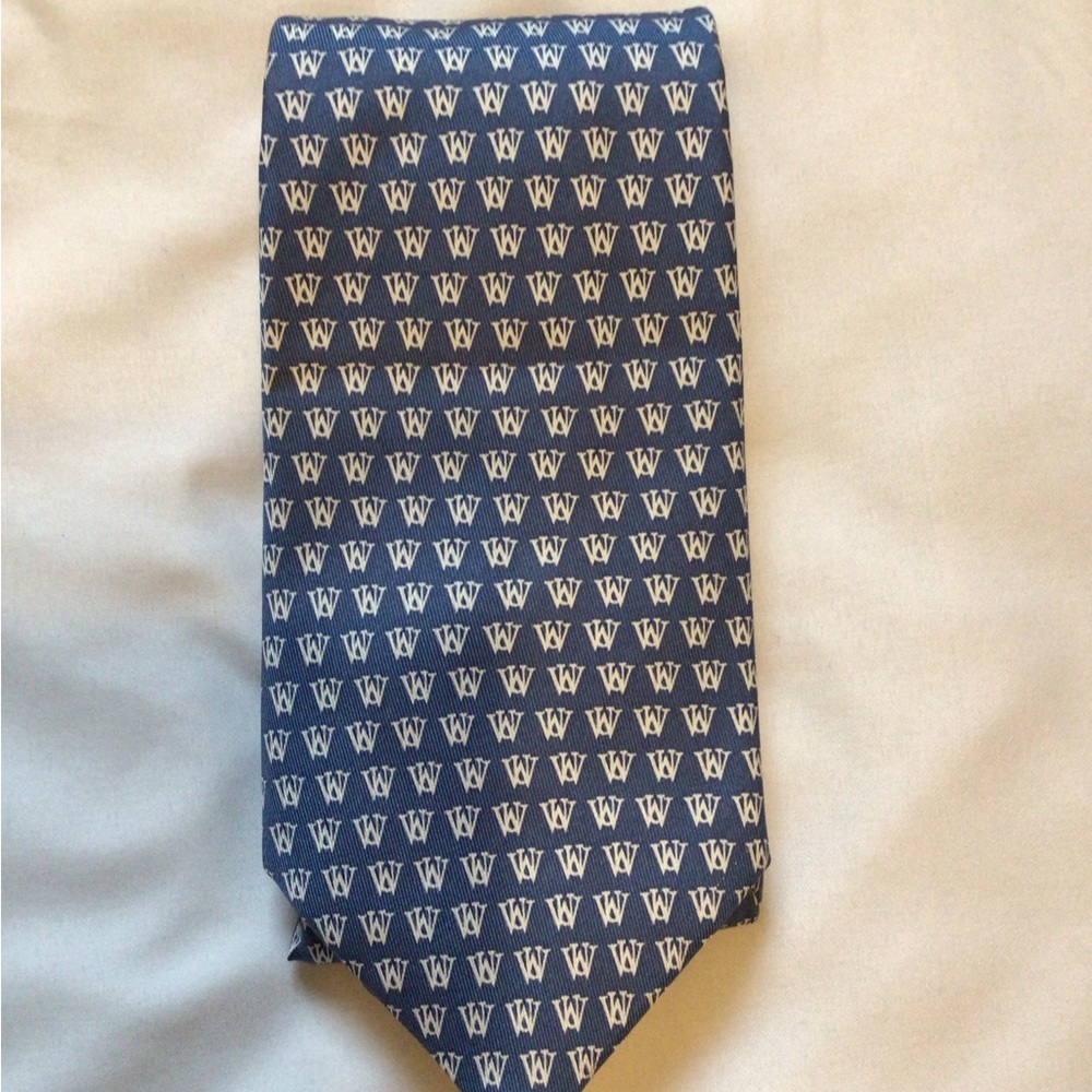 🐺 Vineyard Vines blue silk tie Custom